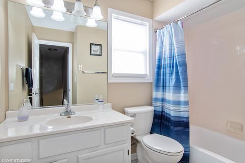 554 Adare Rd, Bartlett, IL 60103 photo 9
