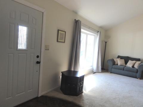 2221 Forest Ave, Rolling Meadows, IL 60008 photo 4