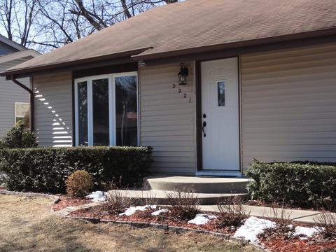 2221 Forest Ave, Rolling Meadows, IL 60008 photo 2