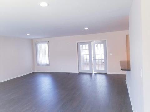 286 Diamond Head Dr, Des Plaines, IL 60018 photo 12