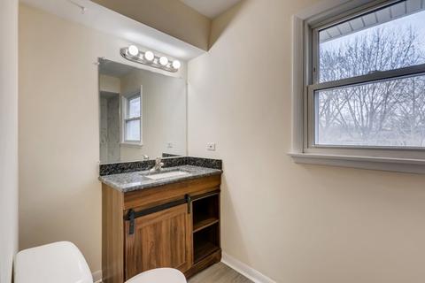 286 Diamond Head Dr, Des Plaines, IL 60018 photo 15