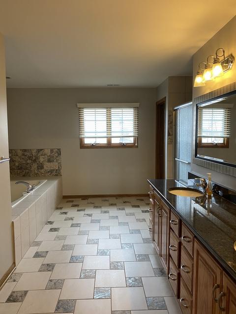 605 Eagle Ave, Bourbonnais, IL 60914 photo 16