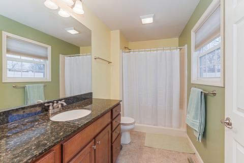 503 W Macarthur Ave, Bloomington, IL 61701 photo 8