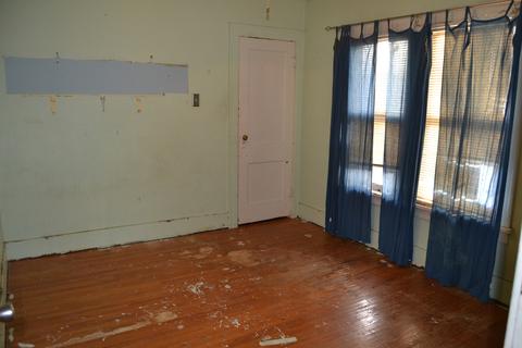 113 E Moore St, Ottawa, IL 61350 photo 9