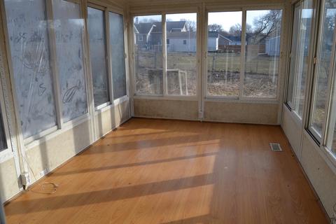113 E Moore St, Ottawa, IL 61350 photo 12