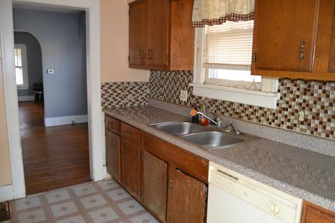 113 E Moore St, Ottawa, IL 61350 photo 17