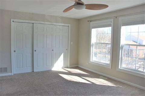 34 Silver Tree Cir, Cary, IL 60013 photo 10