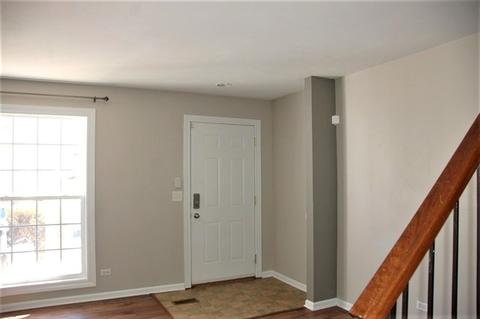 34 Silver Tree Cir, Cary, IL 60013 photo 3