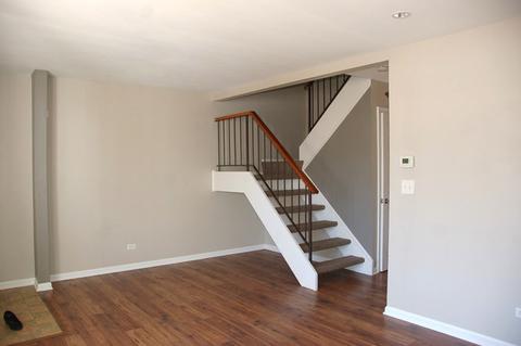 34 Silver Tree Cir, Cary, IL 60013 photo 4