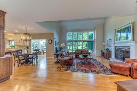 3443 White Eagle Dr, Naperville, IL 60564 photo 17