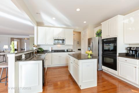 2499 Edgewater Dr, Elgin, IL 60124 photo 19