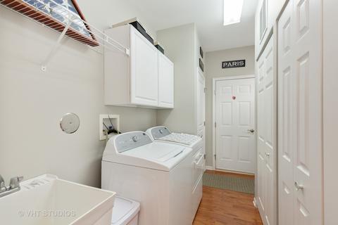 2499 Edgewater Dr, Elgin, IL 60124 photo 29