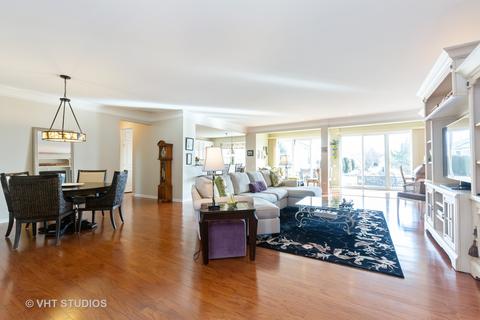 2499 Edgewater Dr, Elgin, IL 60124 photo 6