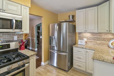1808 Maple Ave, Berwyn, IL 60402 photo 5