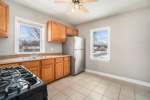 18101 School St, Lansing, IL 60438 photo 9