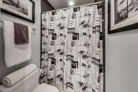 4849 S Champlain Ave, Chicago, IL 60615 photo 28