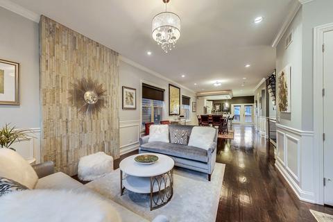 4849 S Champlain Ave, Chicago, IL 60615 photo 4