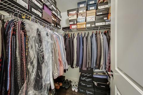 4849 S Champlain Ave, Chicago, IL 60615 photo 23