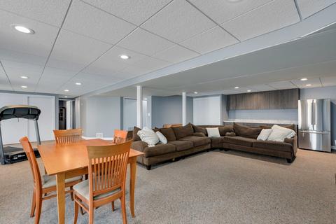 824 Red Barn Ln, Elgin, IL 60124 photo 29