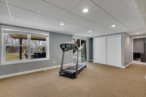 824 Red Barn Ln, Elgin, IL 60124 photo 31
