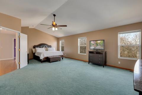 824 Red Barn Ln, Elgin, IL 60124 photo 21