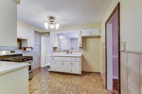 540 Selborne Rd, Riverside, IL 60546 photo 20