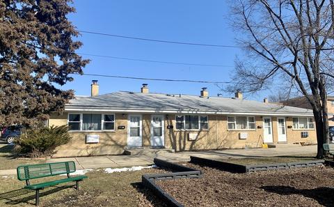 105 N May St, Addison, IL 60101 photo 2