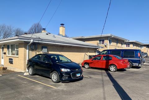 105 N May St, Addison, IL 60101 photo 3