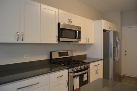 5 Bitter Spring Ct, Algonquin, IL 60102 photo 2