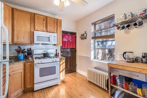 70 Pine Ave #3A, Riverside, IL 60546 photo 8