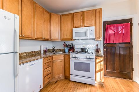70 Pine Ave #3A, Riverside, IL 60546 photo 7