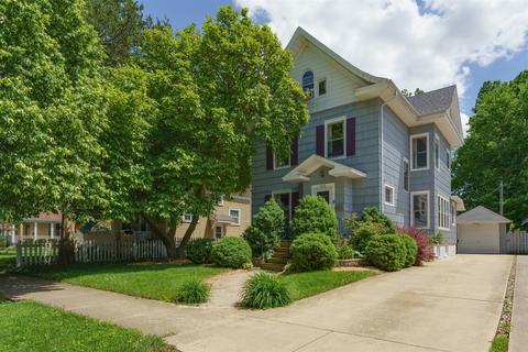 1015 E Grove St, Bloomington, IL 61701 photo 1