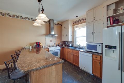 1015 E Grove St, Bloomington, IL 61701 photo 14