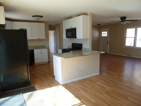 1755 Low Ave, Mchenry, IL 60050 photo 4
