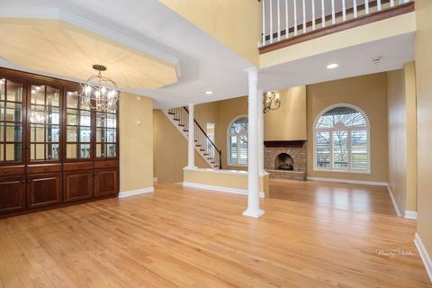1303 Cranbrook Cir, Aurora, IL 60502 photo 6
