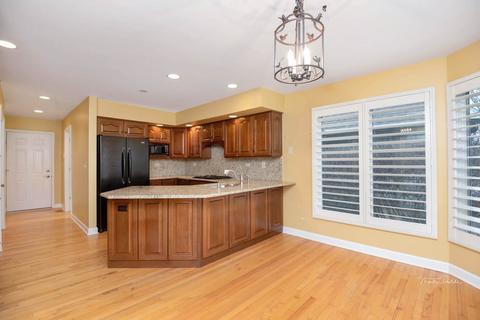 1303 Cranbrook Cir, Aurora, IL 60502 photo 12