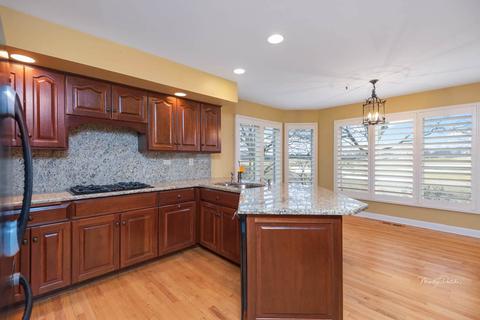 1303 Cranbrook Cir, Aurora, IL 60502 photo 16