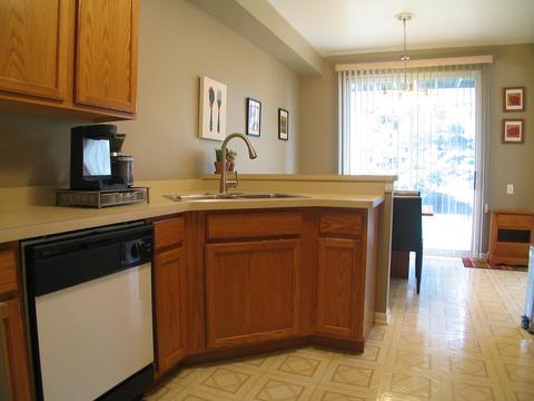 820 Coronado Ct, Elgin, IL 60123 photo 12