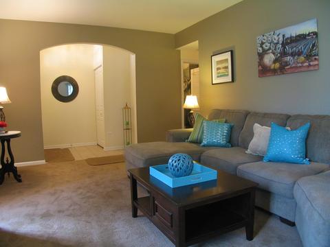 820 Coronado Ct, Elgin, IL 60123 photo 7