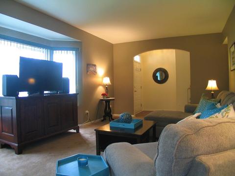 820 Coronado Ct, Elgin, IL 60123 photo 6
