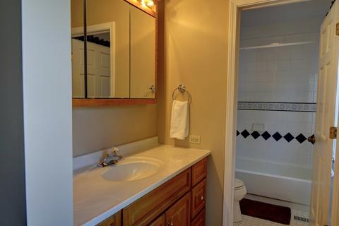 2085 Monday Dr, Elgin, IL 60123 photo 13