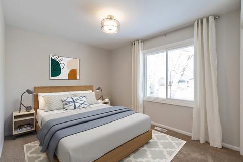1305 Newcastle Ln, Hoffman Estates, IL 60169 photo 11