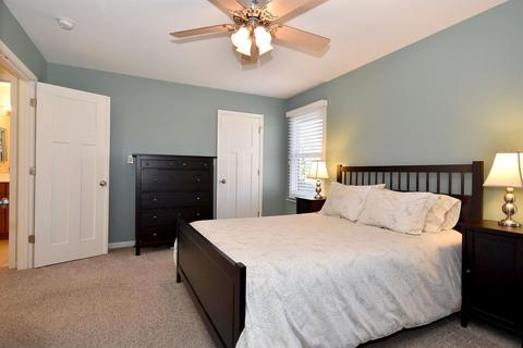 700 Holly Dr, Bartlett, IL 60103 photo 22