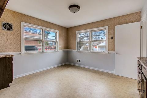 1241 N Lind Ave, Berkeley, IL 60163 photo 16