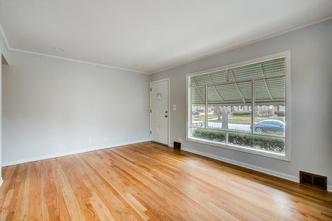 1241 N Lind Ave, Berkeley, IL 60163 photo 3