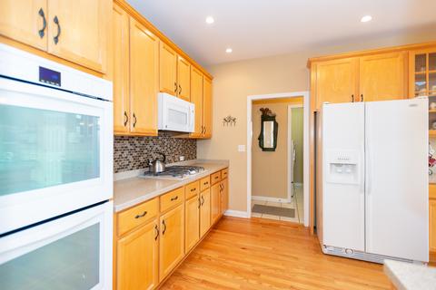 991 Deerpath Rd, Aurora, IL 60506 photo 16