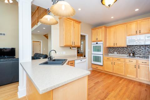 991 Deerpath Rd, Aurora, IL 60506 photo 15