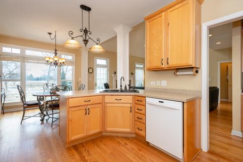991 Deerpath Rd, Aurora, IL 60506 photo 13