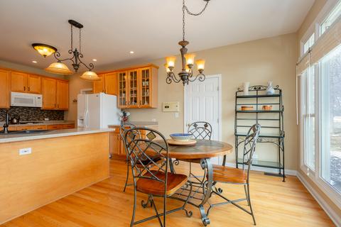 991 Deerpath Rd, Aurora, IL 60506 photo 18