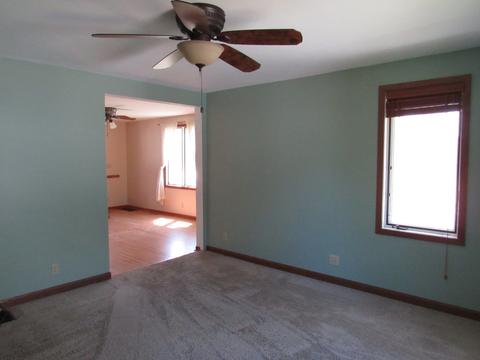 411 E Ottawa Rd, Paxton, IL 60957 photo 4